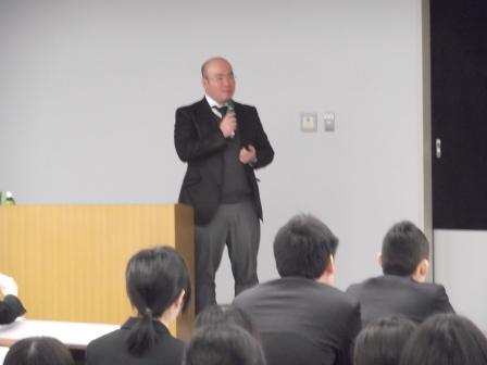 画像：公益財団法人日本生産性本部の外部講師