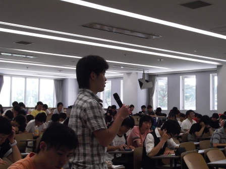 画像:講座を受ける学生たちの様子