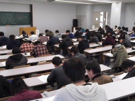 画像：SPI模擬テストの様子