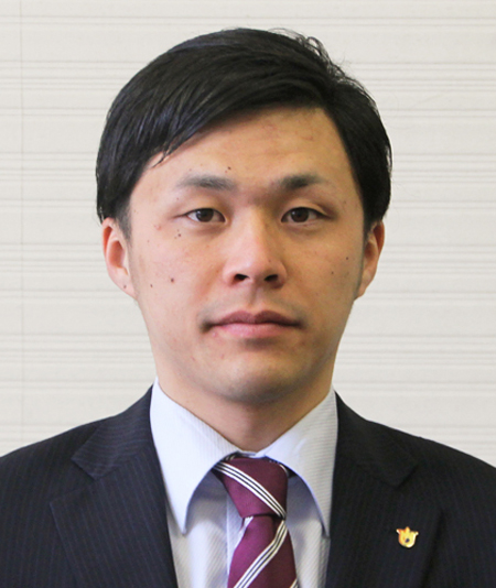 德永　謙二