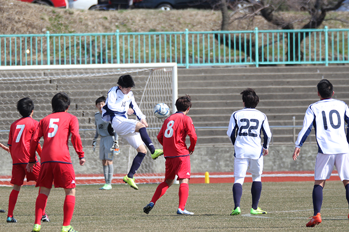 H29 4 2 天皇杯秋田県予選 対秋田大学 フォトギャラリー ノースアジア大学サッカー部